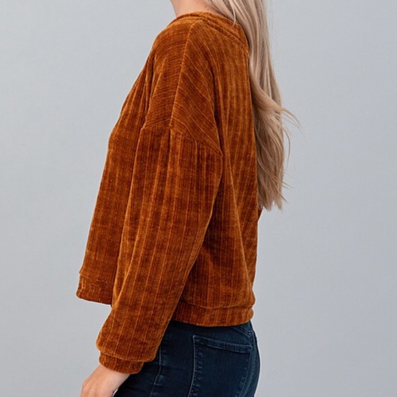 ❗️Two Left❗️NWT Chenille Sweater - Picture 2 of 3